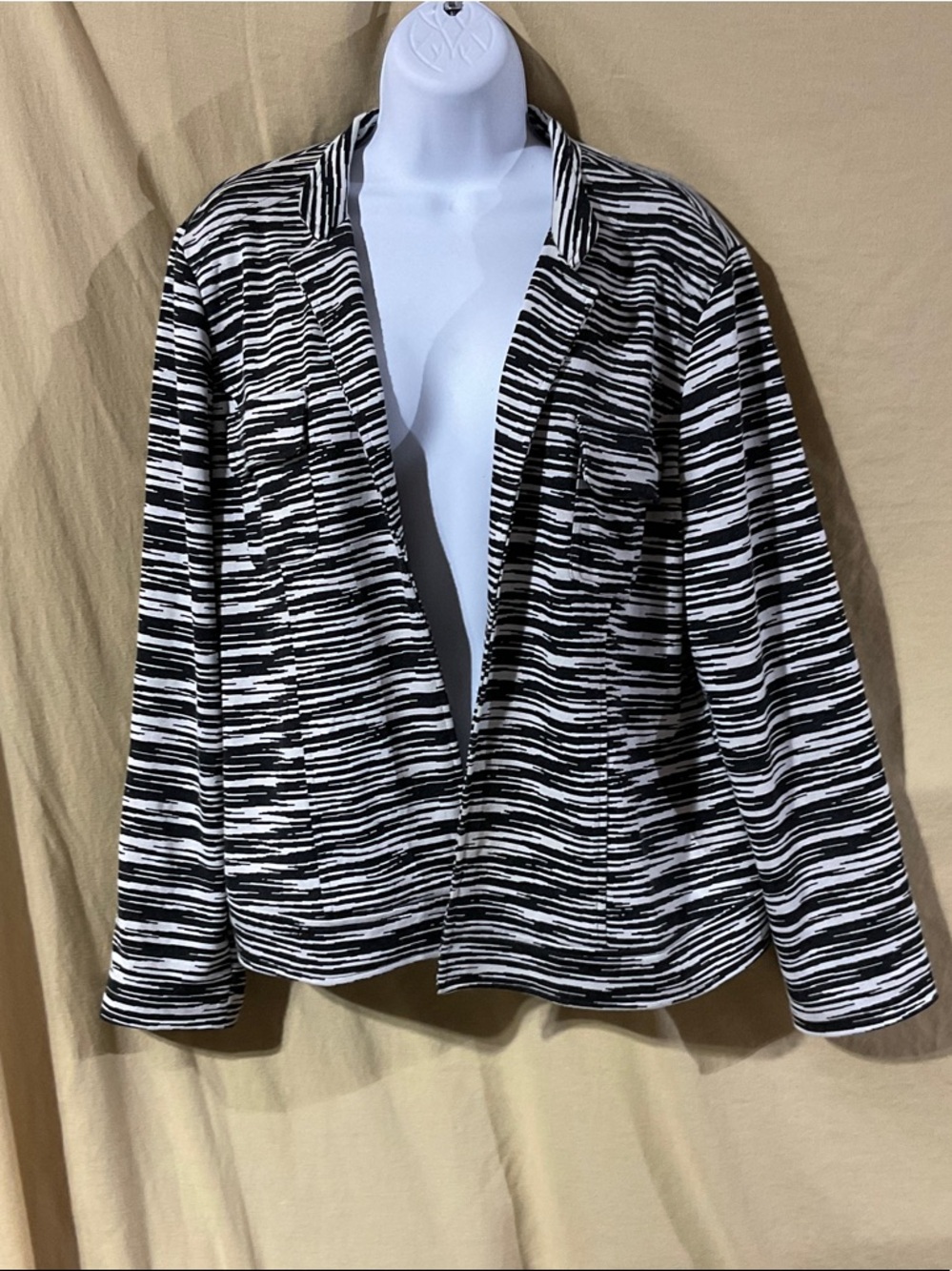 Chico’s Size L Striped Open Front Blazer